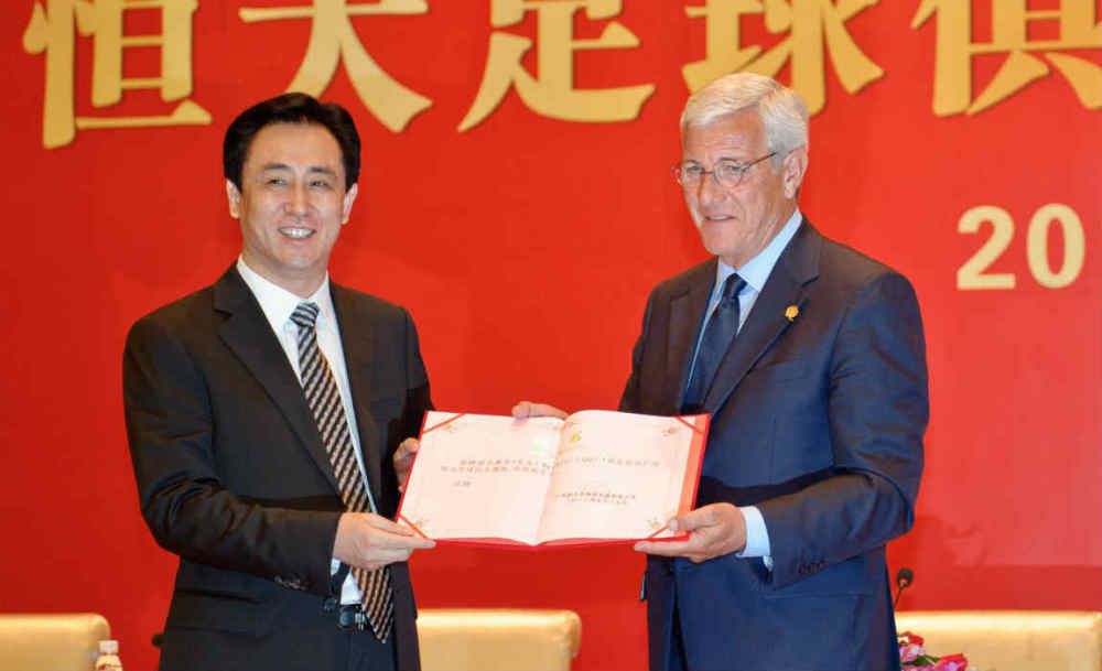 我现在只能拍电影《飞狐外传》